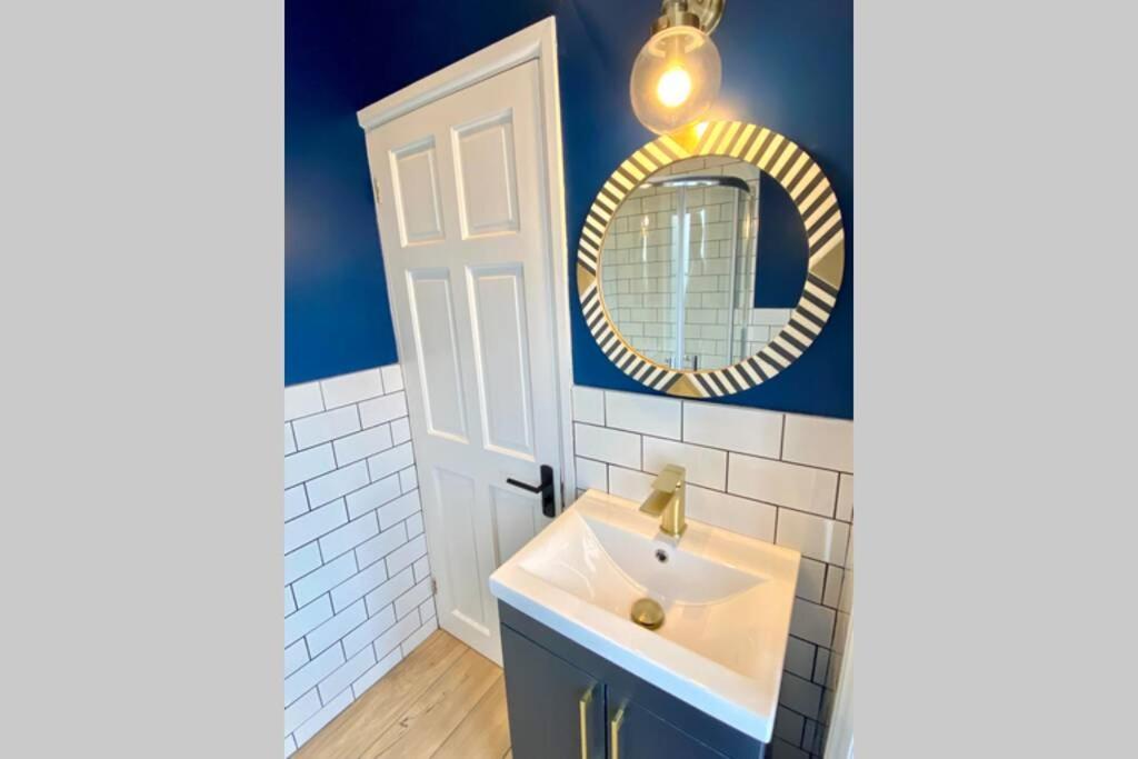 Cleveland House - Perfect For Beaches And Town. Μπόρνμουθ Εξωτερικό φωτογραφία