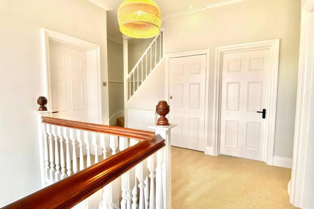 Cleveland House - Perfect For Beaches And Town. Μπόρνμουθ Εξωτερικό φωτογραφία