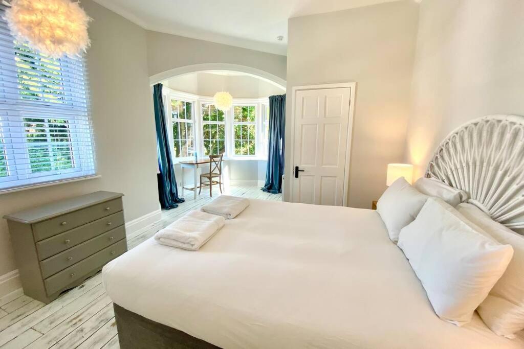 Cleveland House - Perfect For Beaches And Town. Μπόρνμουθ Εξωτερικό φωτογραφία
