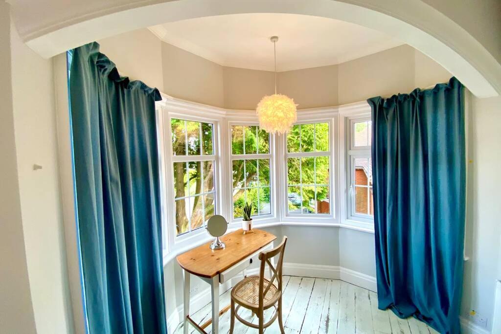 Cleveland House - Perfect For Beaches And Town. Μπόρνμουθ Εξωτερικό φωτογραφία