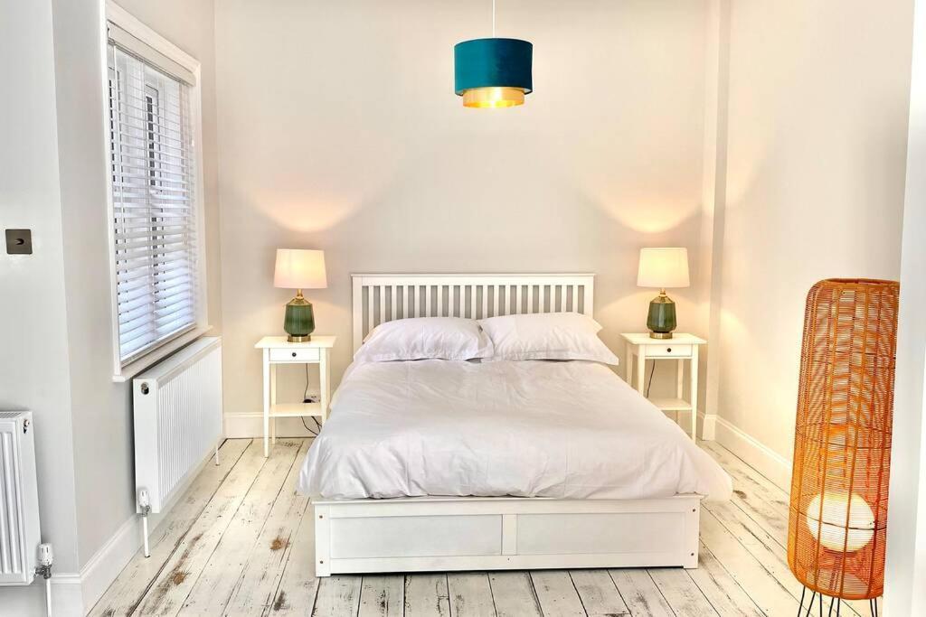 Cleveland House - Perfect For Beaches And Town. Μπόρνμουθ Εξωτερικό φωτογραφία